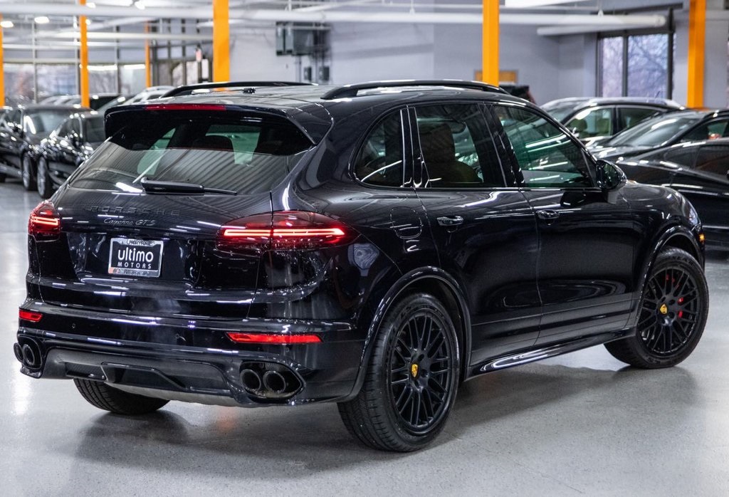 2016 Porsche Cayenne Gts